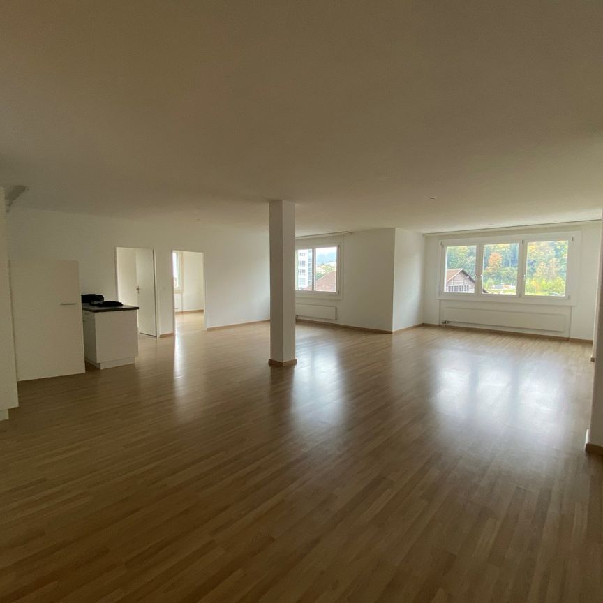 Moderne 3.5-Zimmer-Wohnung mit Aussicht in Emmenbrücke - Photo 1