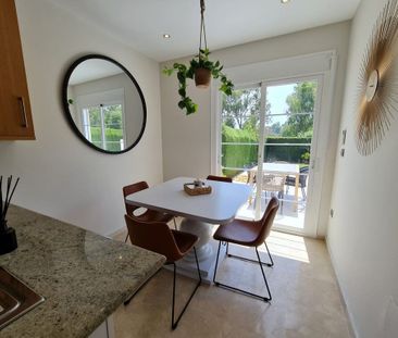 3 bedroom luxury Townhouse for rent in Nueva Andalucia, Andalusia - Photo 5