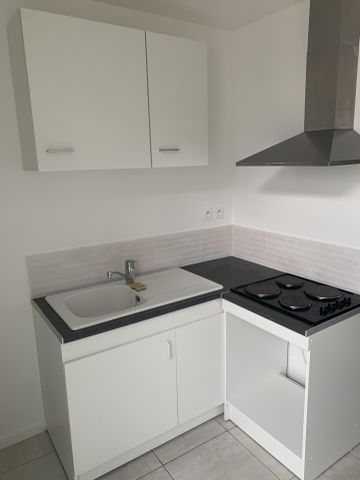 Location Appartement 2 pièces 33m² ORLEANS 45100 - Photo 4