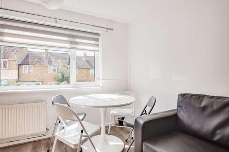 Godden Road, Canterbury, CT2 - Photo 4