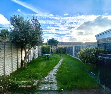 Columbia Walk, Worthing - Photo 1