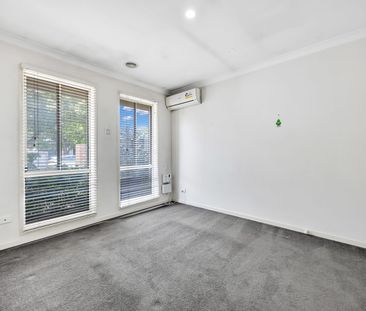 Perfect Low Maintenance Double Storey Unit in Prime Werribee Locati... - Photo 4