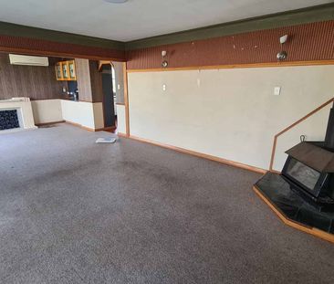 Charming 3BR Home in Milson! - Photo 1