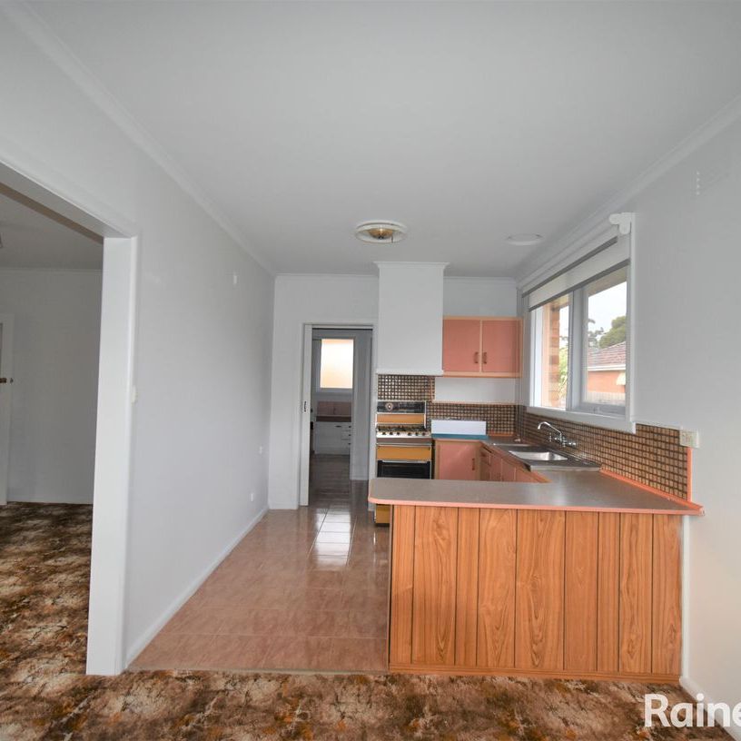 Great 3 Bedroom Home in Springvale! - Photo 1