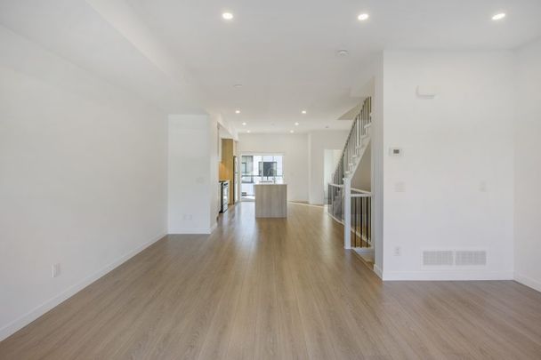 PET FRIENDLY Modern Townhome - Photo 1