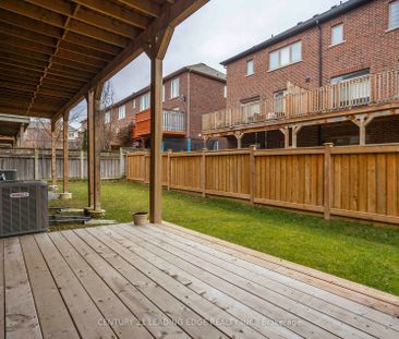 For Lease - 1983 Oana Drive, Mississauga, Ontario - Photo 2