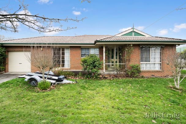 1/2 Vale Street, Alfredton - Photo 1