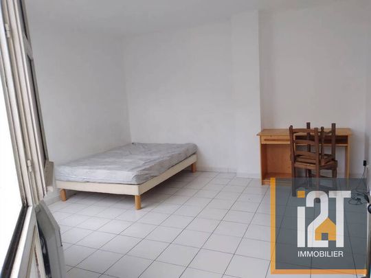 Appartement à louer - Nîmes 1 pièce de 26.85 m² - Photo 1
