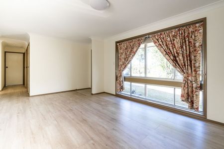 LOCATION, LOCATION, LOCATION !!! - Photo 4