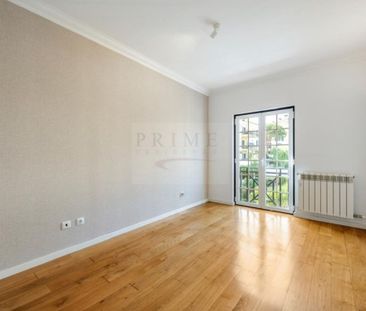 2 room luxury Flat for rent in Beloura (Sao Pedro Penaferrim), Sint... - Photo 1