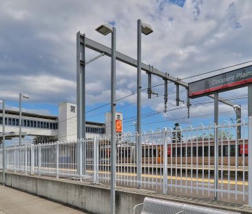 WALK TO SCHOOLS, PUBLIC TRANSPORT & SHOPS - Photo 4