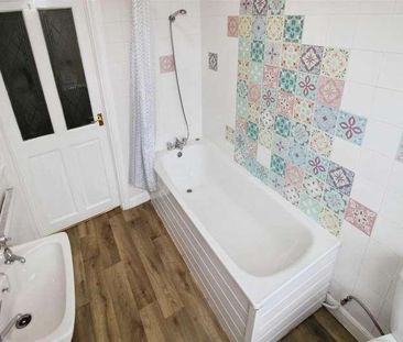 Esmond Street, Bradford, BD7 - Photo 5