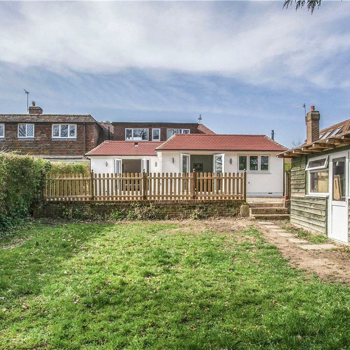 Elmside, Guildford, Surrey, GU2 7SH - Photo 1