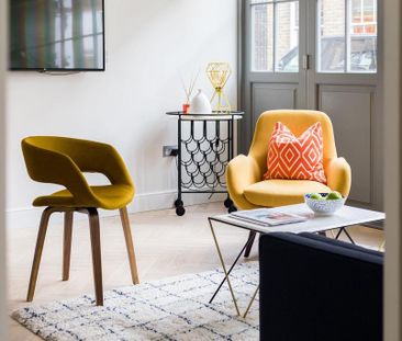 3 bedroom mews to rent - Photo 3