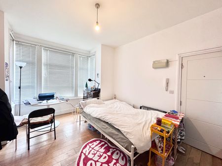 Studio Flat, Dollis Road, N3 - Photo 3