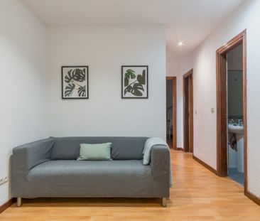 Charming double room in Camino de Vinateros - Photo 4