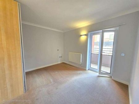 Lodge Place, Sutton, SM1 - Photo 2