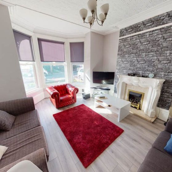 8 St. Michaels Terrace, Leeds, LS6 3BQ - Photo 1