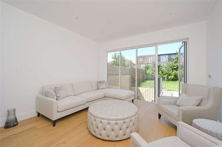 A superb four bedroom home set within a secure and secluded gated development. - Photo 3