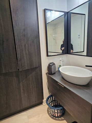 condo moderne avec balcon 3 1/2, tout équipé, pièce dressing, vide ou meublé, piscine, terrasse, barbecue, transports - Photo 4