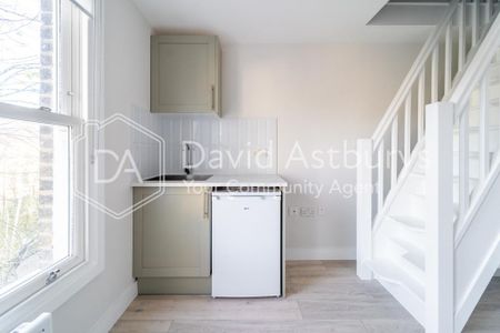 Studio to rent - Photo 5