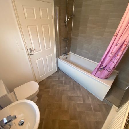 2 bed terraced house to rent in Napier Street, Darlington - Photo 3