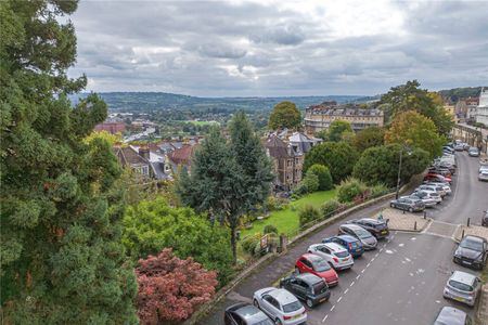 Royal York Crescent, - Photo 4