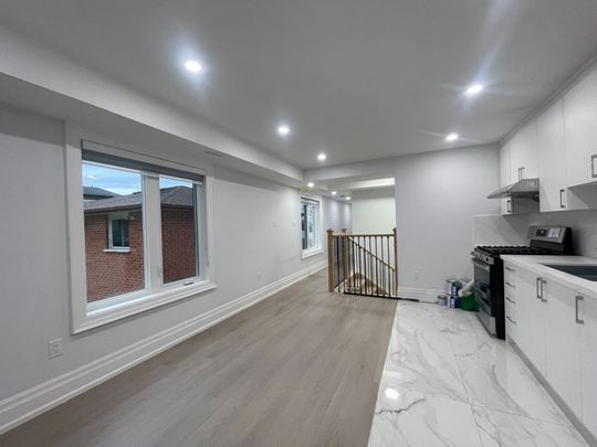 For Lease - 15 Andrew Avenue, Toronto, Ontario - Photo 1