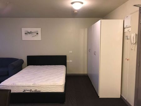 1 Bedroom, Te Aro - Photo 2