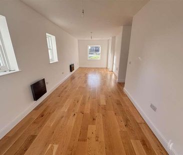 The Orchards, Ringmer, Lewes, BN8 - Photo 1