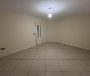 1 bedroom retirement property to rent - Photo 6