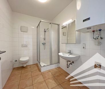 Ruhige 1 Zimmerwohnung mit Küche in der Innenstadt - Nähe Landstraße - Photo 4