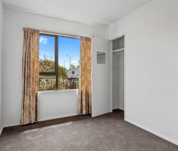 Four Bedroom Family Home - Photo 1