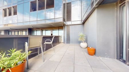 Cozy 1 Bedroom, 1 Bathroom Apartment with Premium Amenities - Photo 5