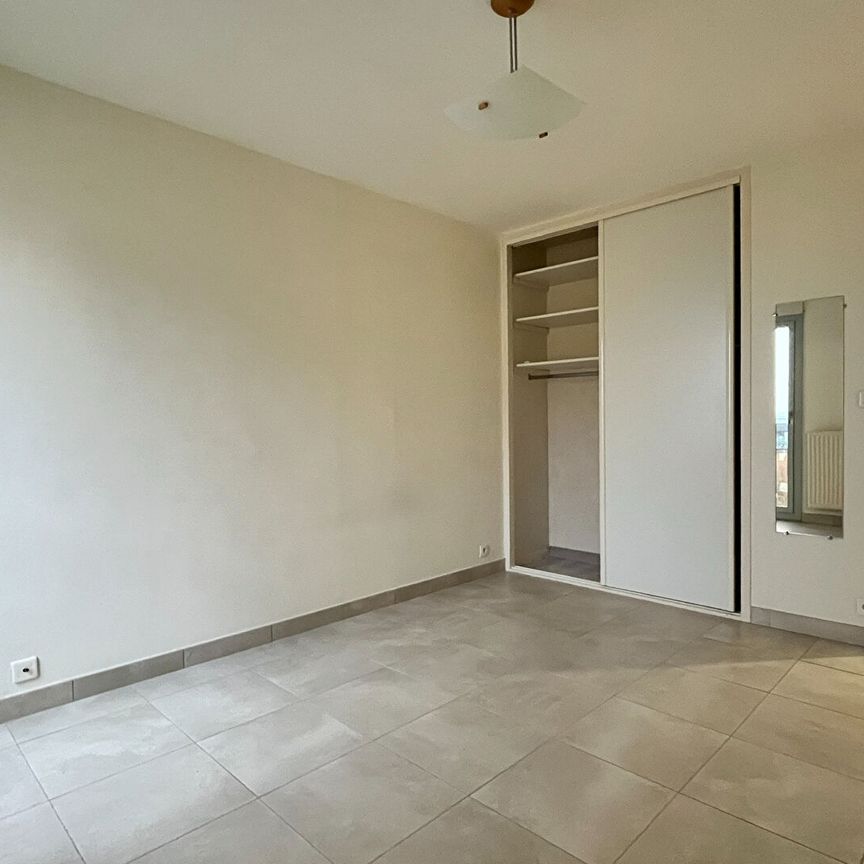 MONTCHAPET – T1 – 30.74 M² - Photo 1