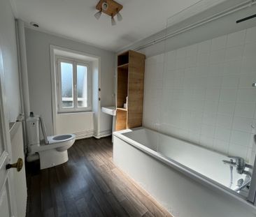Location Appartement 3 pièces 80m² COUZEIX 87270 - Photo 3