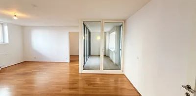 Geräumige 3-Zimmer Wohnung in ruhiger Seitengasse und guter Raumaufteilung! - Foto 2