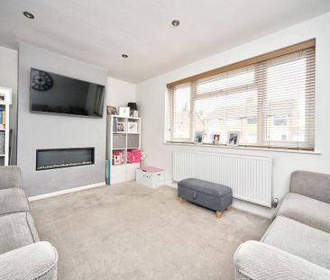 2 bedroom semi-detached house to rent - Photo 2