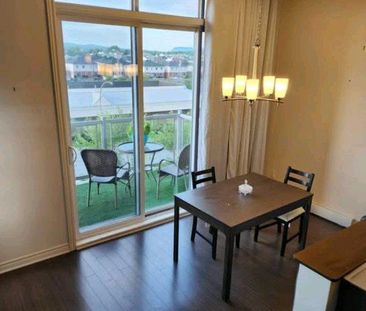 🏢 Grand 3½ moderne avec stationnement intérieur – Disponible 1er ju... - Photo 3