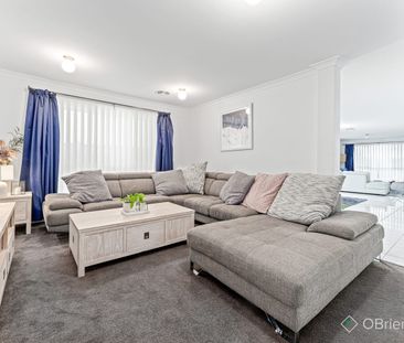 Spacious & Stylish Home Complimented by the Sandhurst Lifestyle - Photo 1