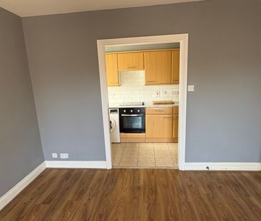 1 Bed Flat, Bay Tree Court, IG11 - Photo 2