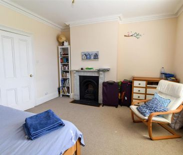 6 bedroom semi-detached house to rent - Photo 6