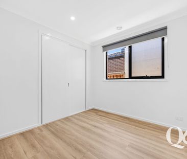 Stylish and Modern Home in Fraser Rise! - Photo 6