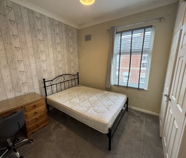 Rosebery Street, Leeman Road - P10625 - Photo 6