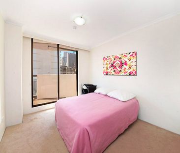 Conveniently located amongst CBD Spacious residence Furnished - Photo 5