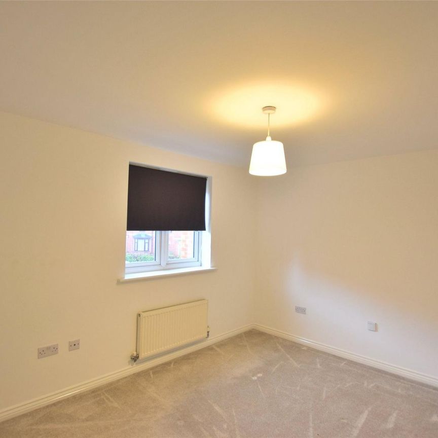 Lauder Way, Gateshead, NE10 - Photo 1