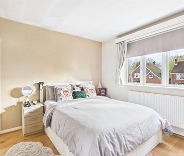 Seymour Gardens, Feltham, TW13 - Photo 5