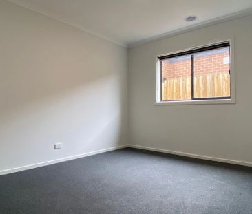 53 Daffodil Crescent, Diggers Rest. - Photo 5