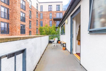 1 bedroom apartment to rent - Photo 5