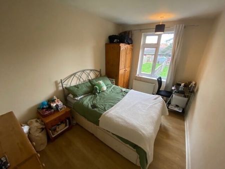 Earlham Grove, NORWICH - Photo 4